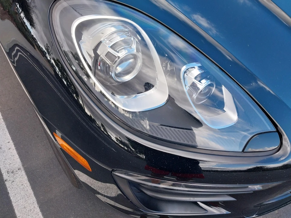 2015 Porsche Macan S - Image 15 of 31