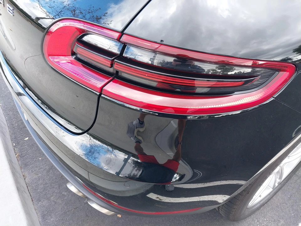 2015 Porsche Macan S - Image 26 of 31