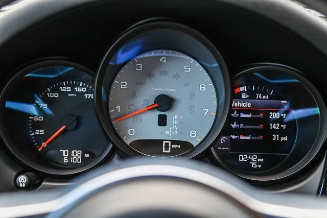2015 Porsche Macan S - Image 21 of 31