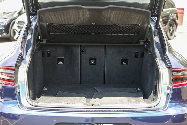 2015 Porsche Macan S - Image 24 of 31
