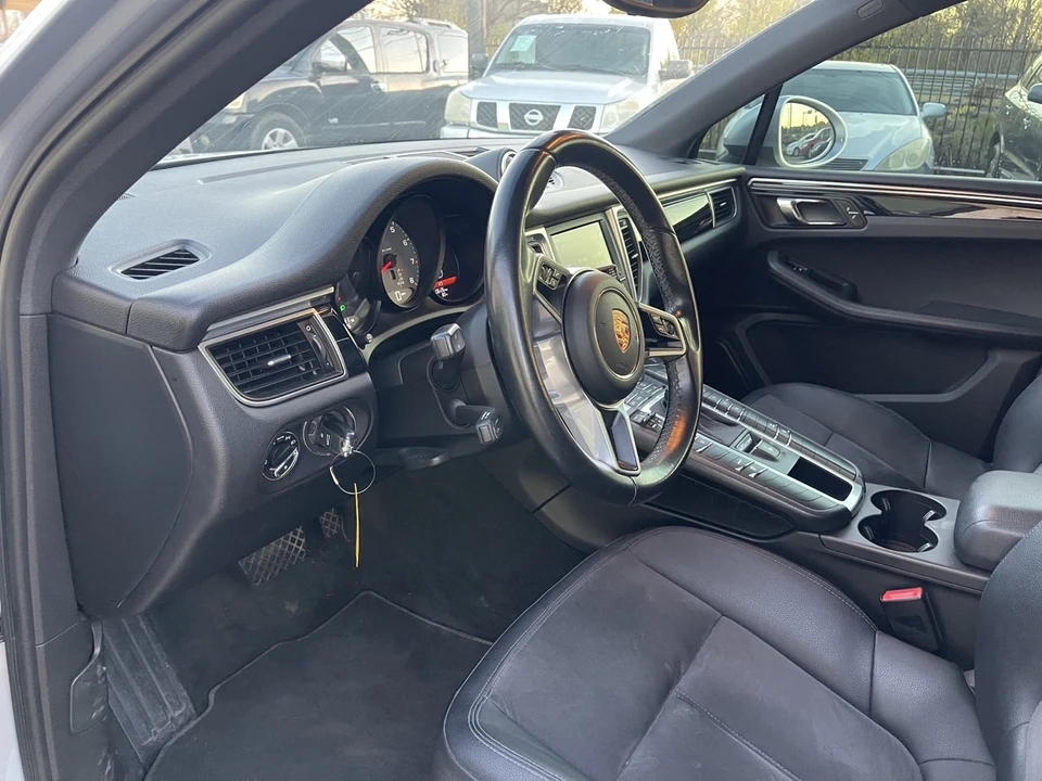2015 Porsche Macan S - Image 9 of 19