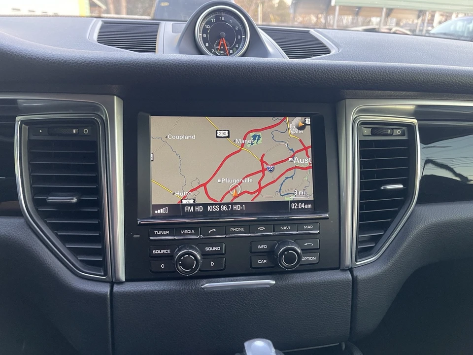 2015 Porsche Macan S - Image 13 of 19