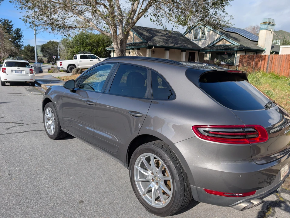 2015 Porsche Macan S - Image 8 of 31