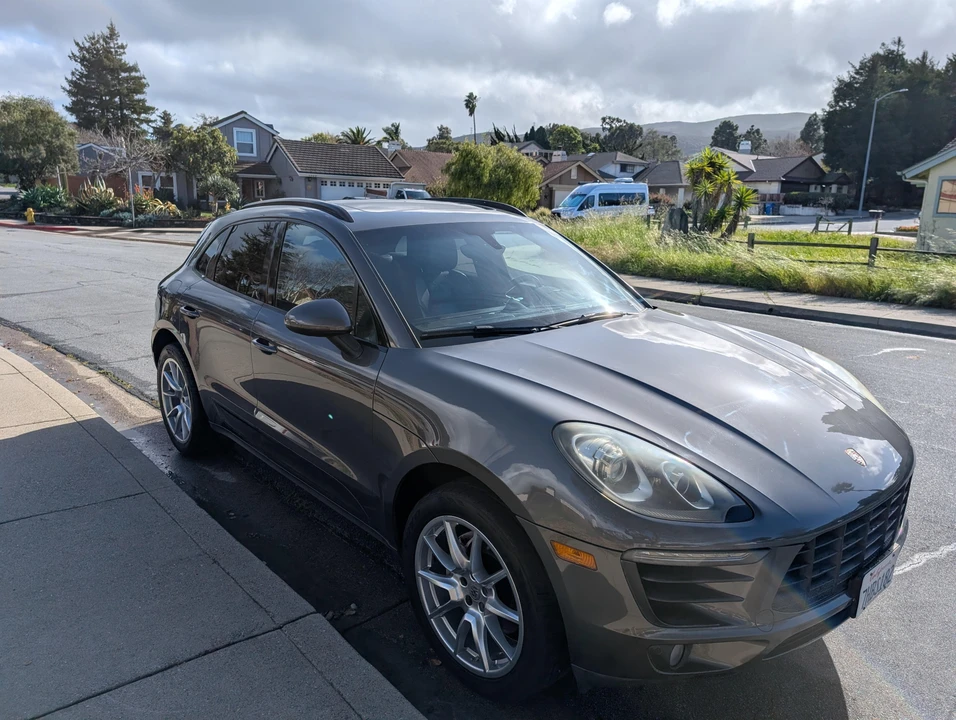 2015 Porsche Macan S - Image 13 of 31