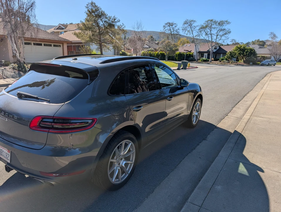 2015 Porsche Macan S - Image 10 of 31