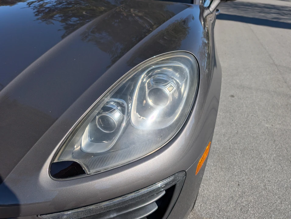 2015 Porsche Macan S - Image 17 of 31