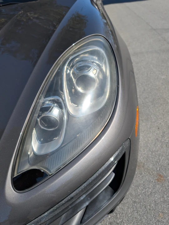 2015 Porsche Macan S - Image 18 of 31