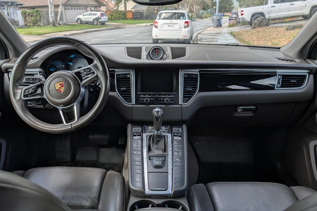 2015 Porsche Macan S - Image 28 of 31