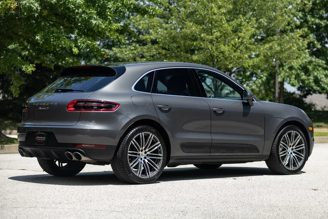 2015 Porsche Macan S - Image 19 of 31