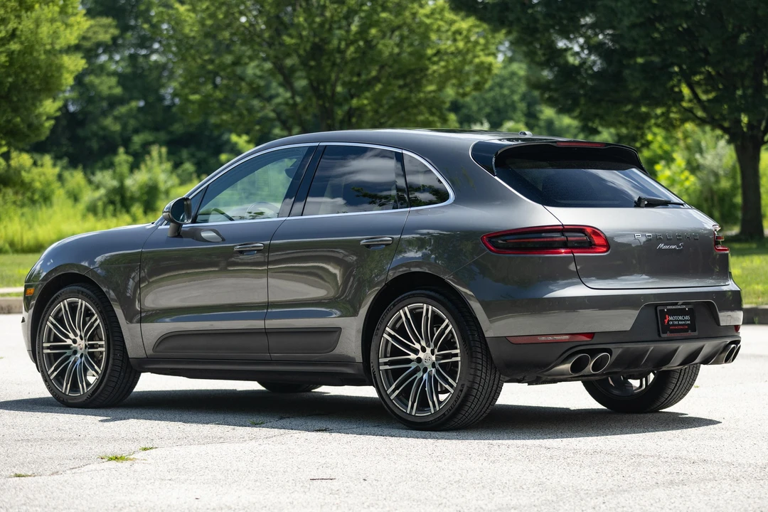 2015 Porsche Macan S - Image 12 of 31