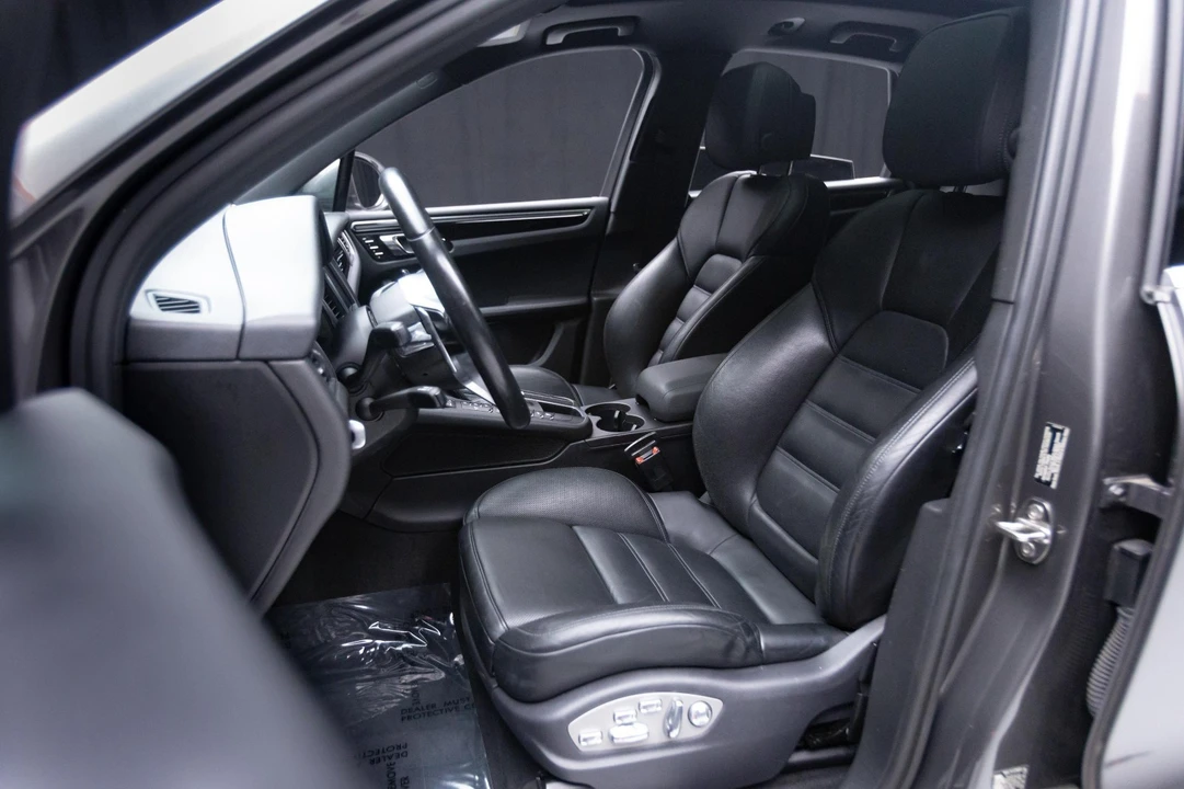 2015 Porsche Macan S - Image 7 of 21