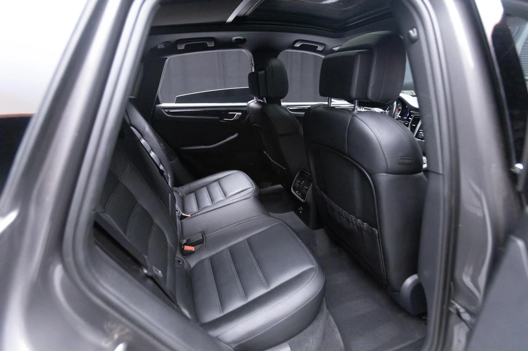 2015 Porsche Macan S - Image 15 of 21