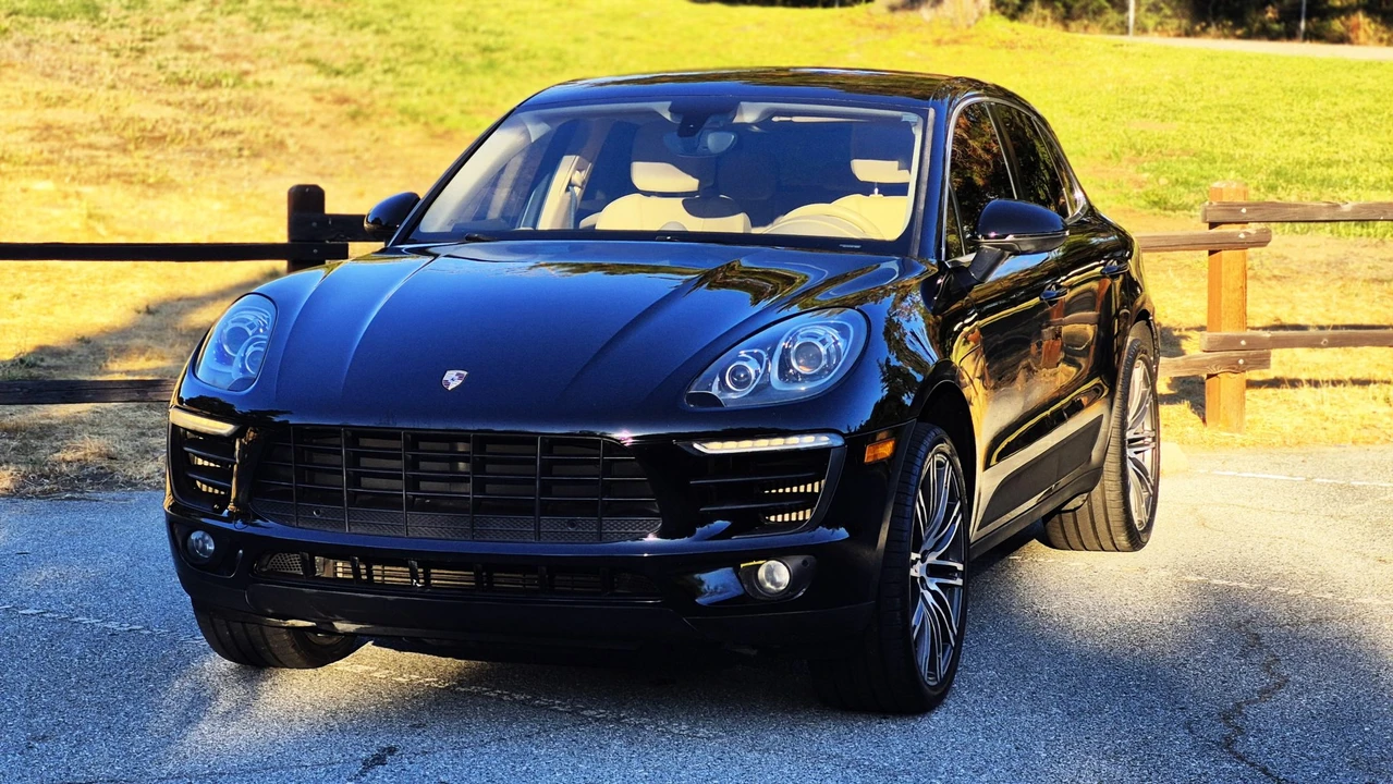 2015 Porsche Macan S - Image 9 of 31