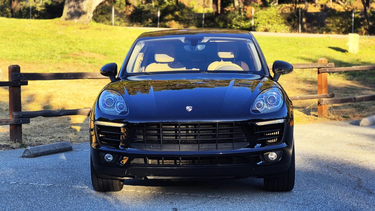 2015 Porsche Macan S - Image 13 of 31
