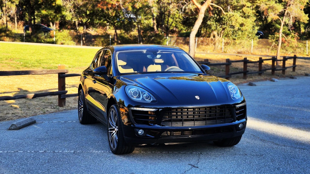 2015 Porsche Macan S - Image 19 of 31