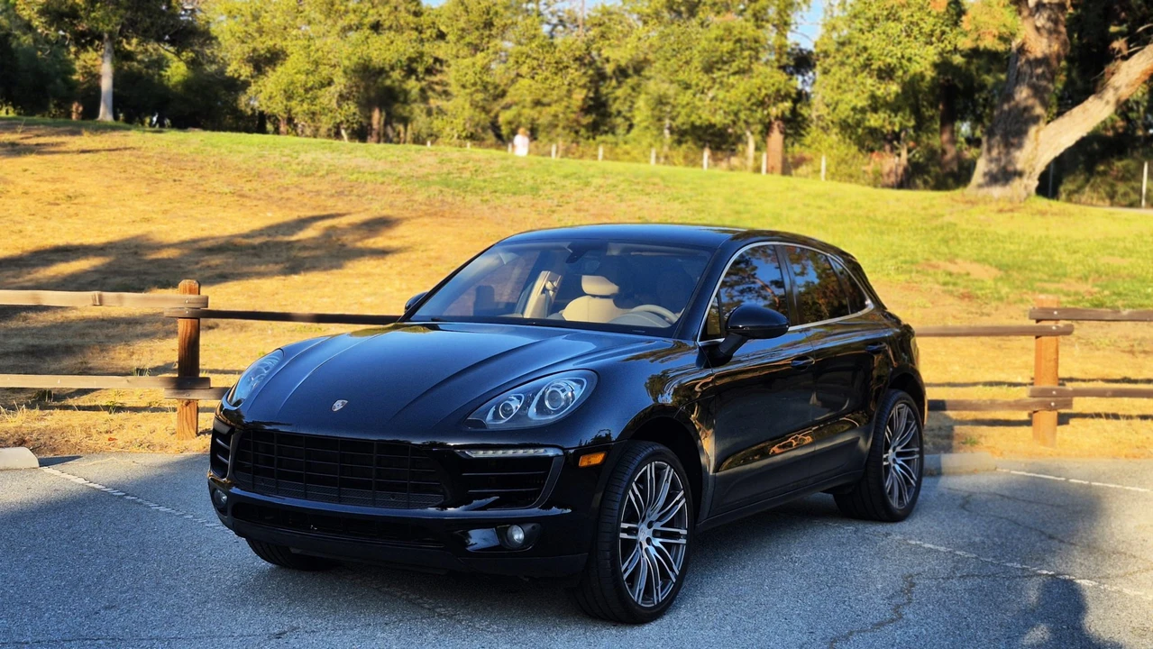 2015 Porsche Macan S - Image 3 of 31
