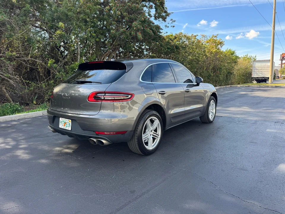 2015 Porsche Macan S - Image 9 of 31