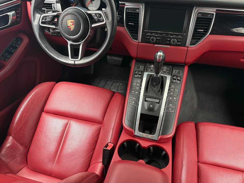 2015 Porsche Macan S - Image 9 of 31
