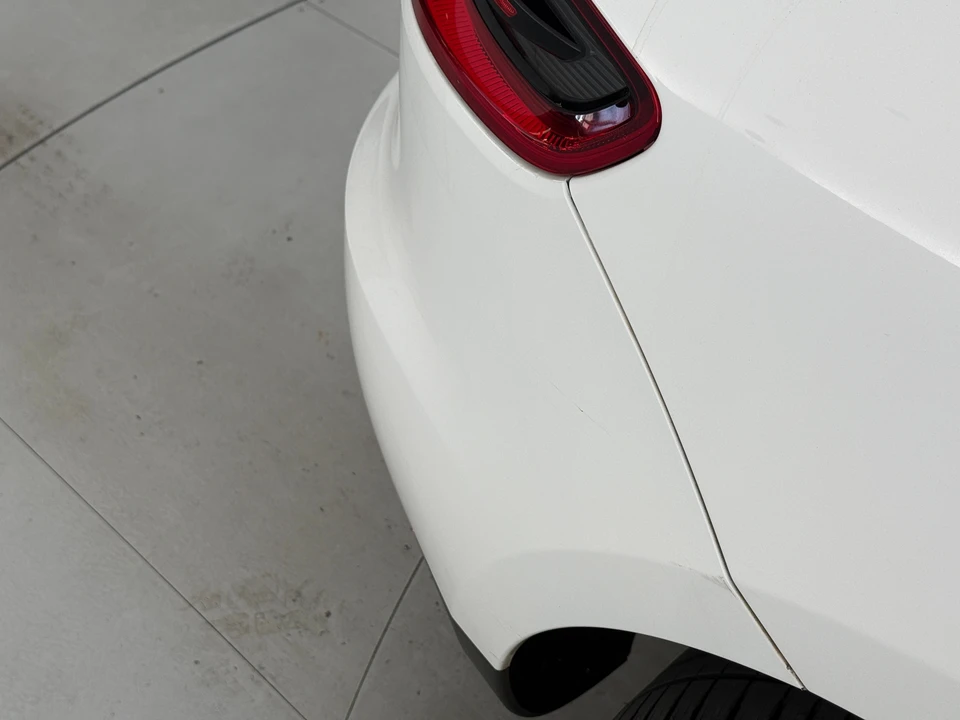 2015 Porsche Macan S - Image 22 of 31