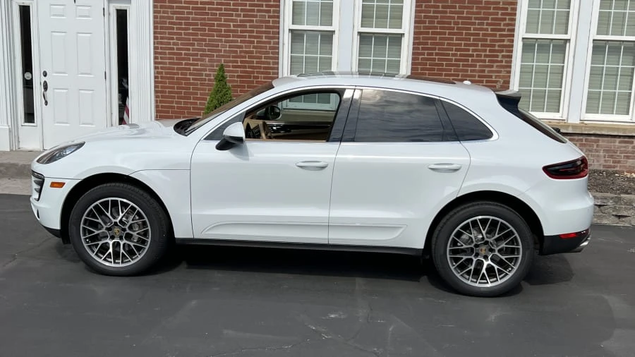 2015 Porsche Macan S - Image 2 of 10