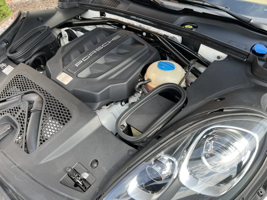2015 Porsche Macan S - Image 9 of 10