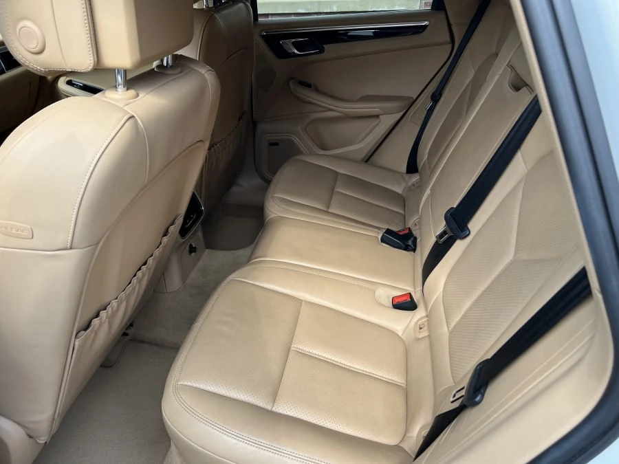 2015 Porsche Macan S - Image 5 of 10