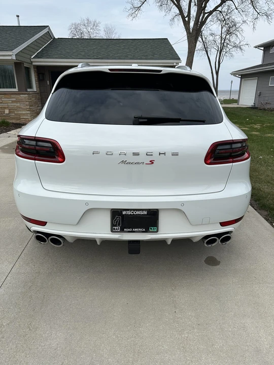 2015 Porsche Macan S - Image 12 of 31
