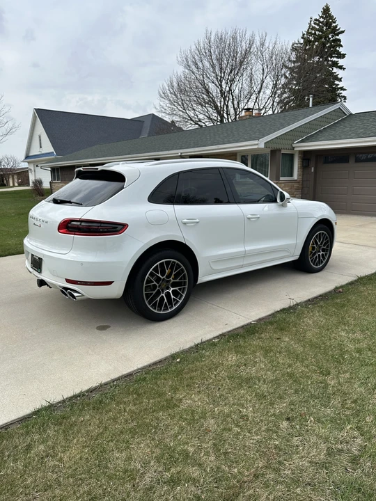 2015 Porsche Macan S - Image 11 of 31