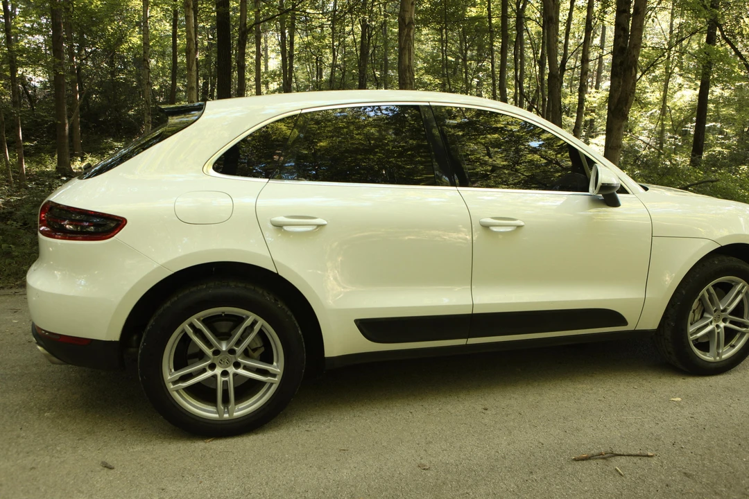 2015 Porsche Macan S - Image 20 of 31