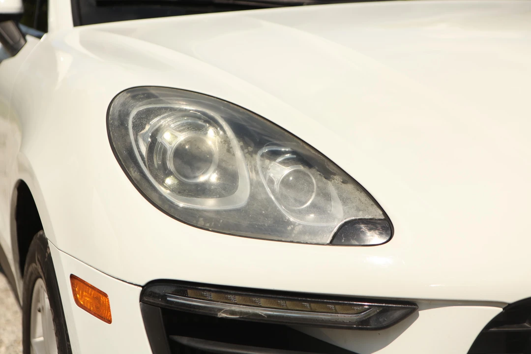 2015 Porsche Macan S - Image 25 of 31