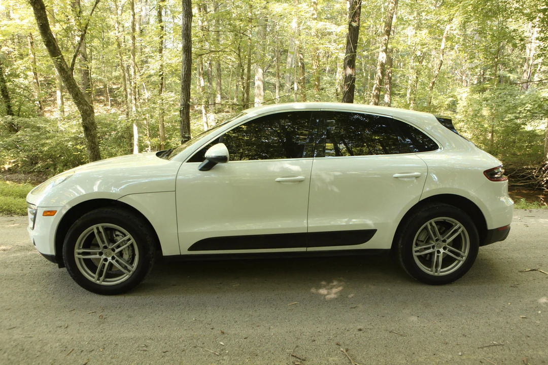 2015 Porsche Macan S - Image 12 of 31