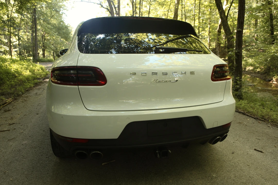 2015 Porsche Macan S - Image 16 of 31