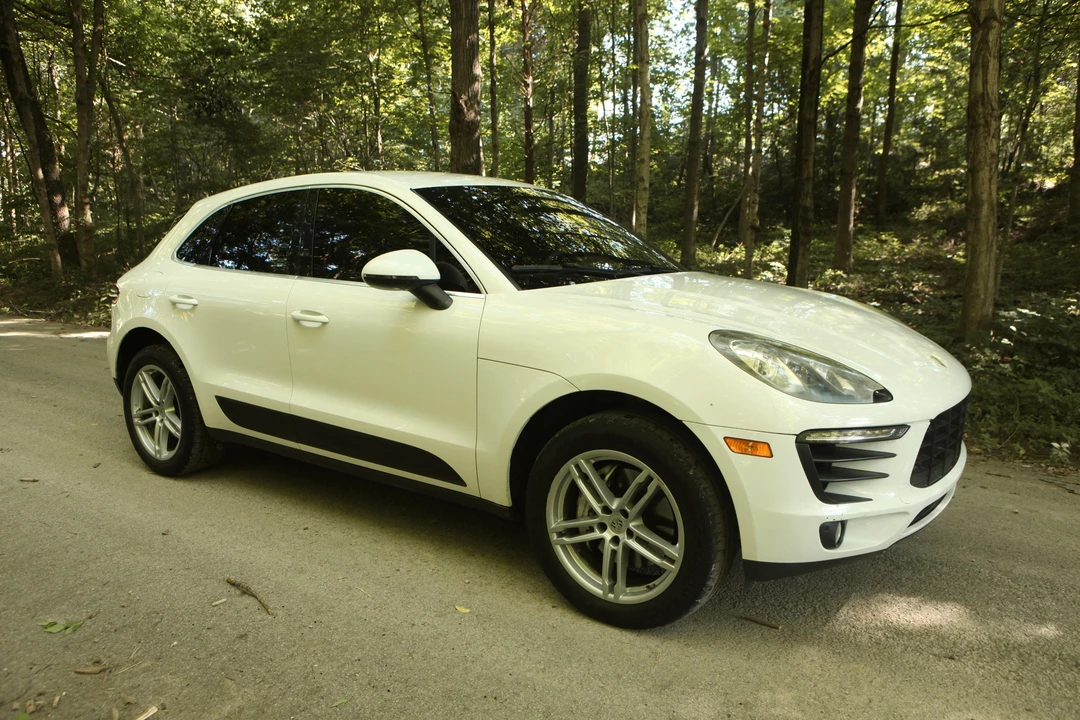 2015 Porsche Macan S - Image 21 of 31