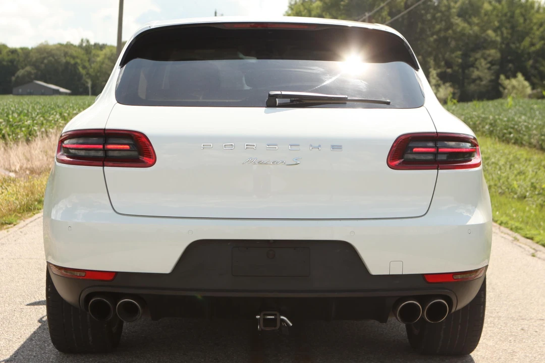 2015 Porsche Macan S - Image 5 of 31