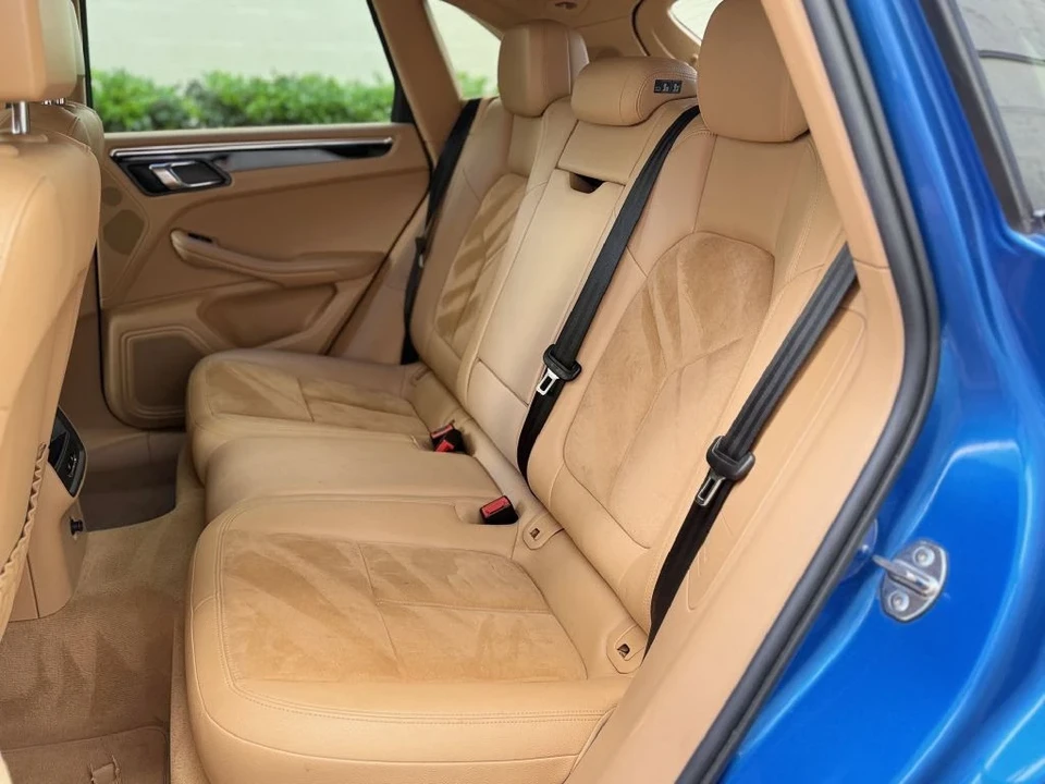 2015 Porsche Macan S - Image 20 of 21