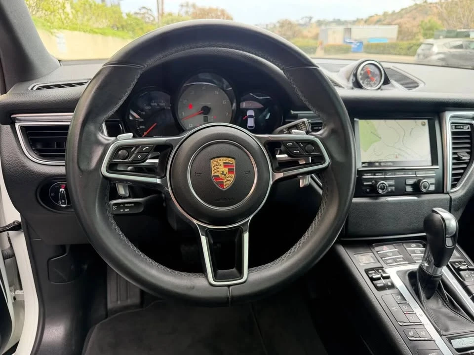 2015 Porsche Macan S - Image 15 of 20