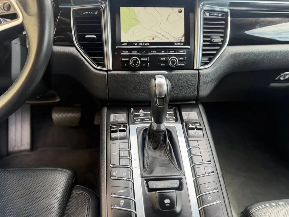 2015 Porsche Macan S - Image 11 of 20