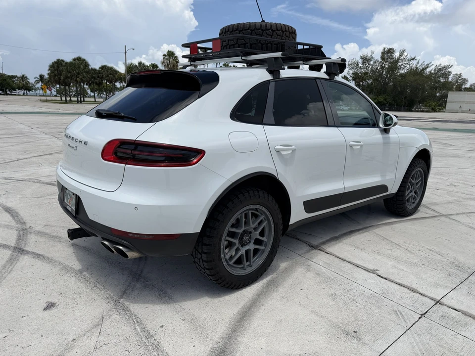 2015 Porsche Macan S - Image 29 of 31