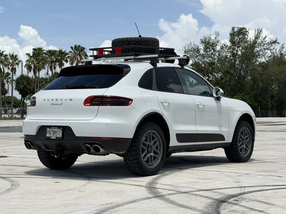 2015 Porsche Macan S - Image 27 of 31
