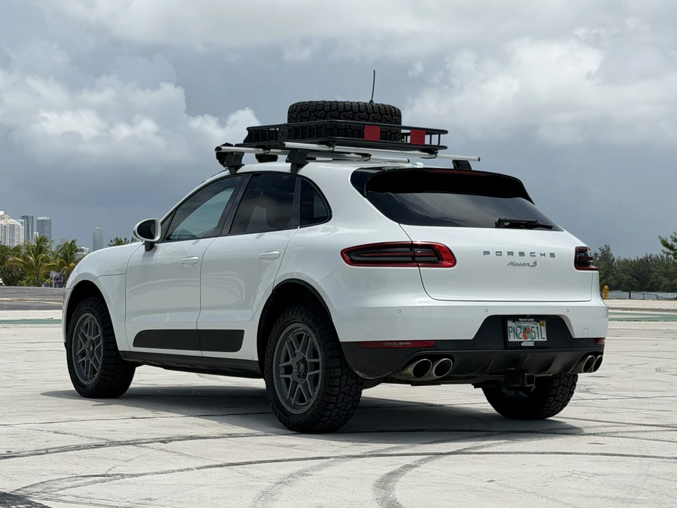 2015 Porsche Macan S - Image 13 of 31