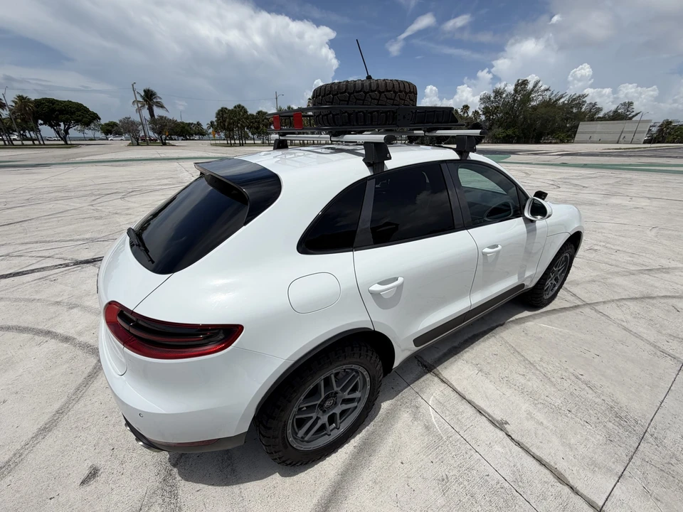 2015 Porsche Macan S - Image 30 of 31
