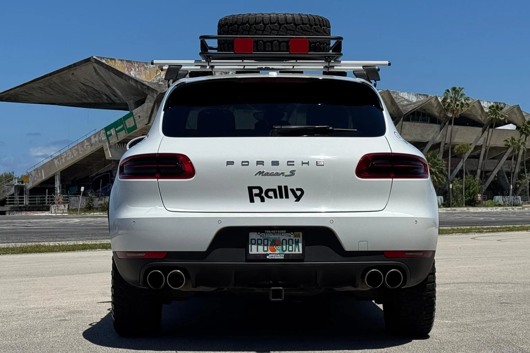 2015 Porsche Macan S - Image 5 of 31