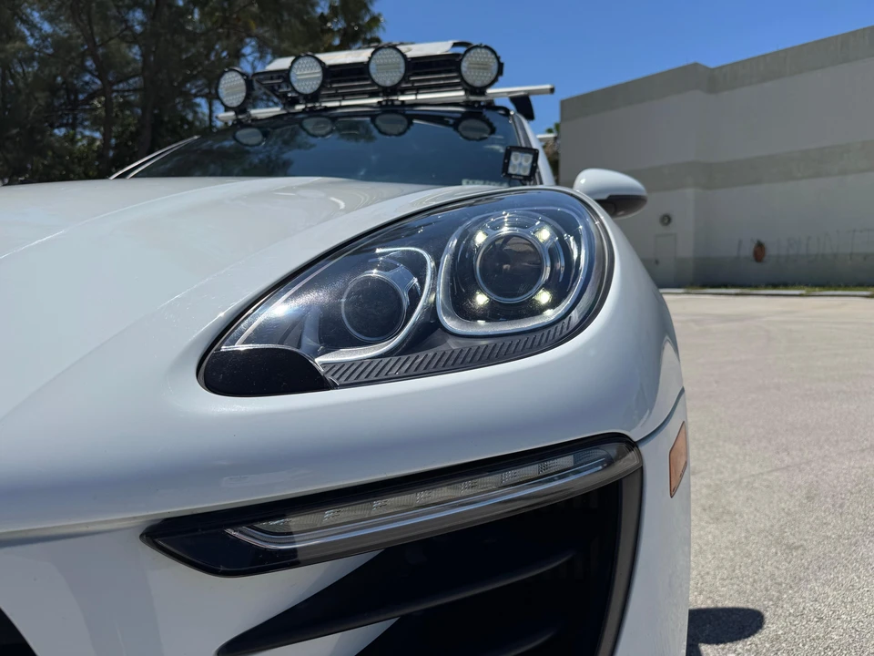 2015 Porsche Macan S - Image 21 of 31