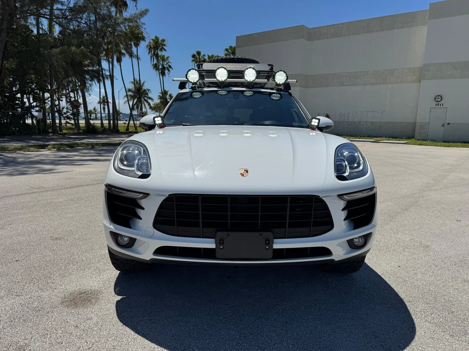 2015 Porsche Macan S - Image 16 of 31