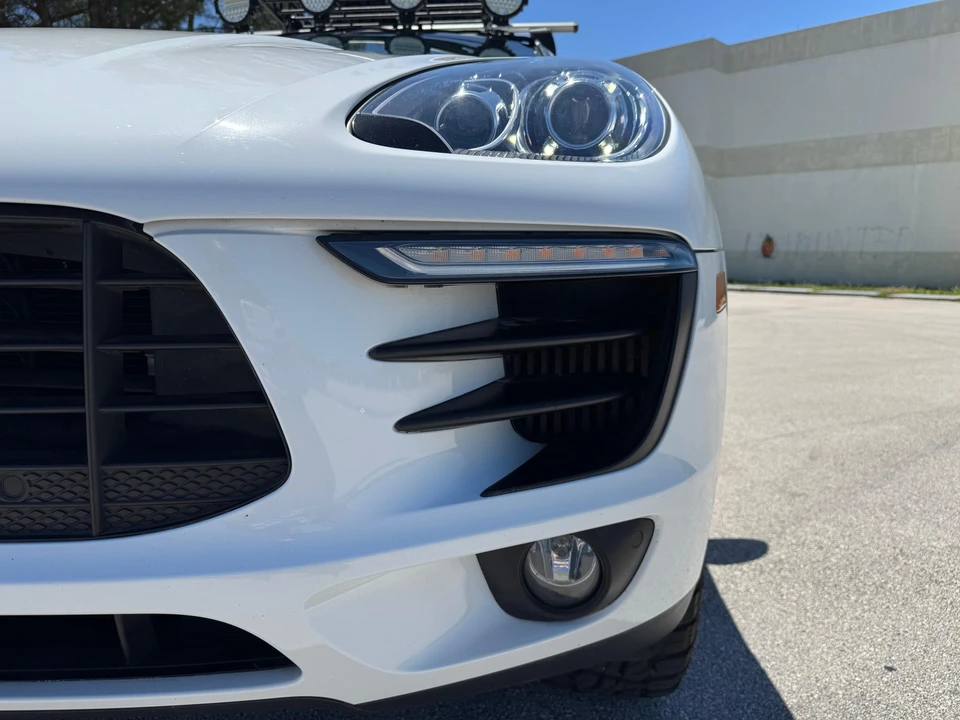 2015 Porsche Macan S - Image 20 of 31