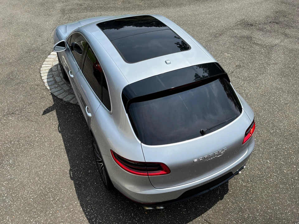 2015 Porsche Macan S - Image 19 of 31