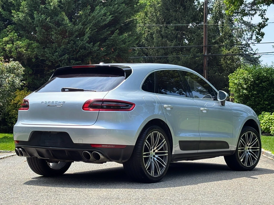2015 Porsche Macan S - Image 23 of 31