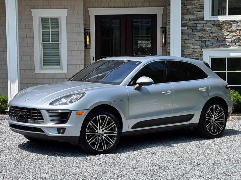 2015 Porsche Macan S - Image 13 of 31