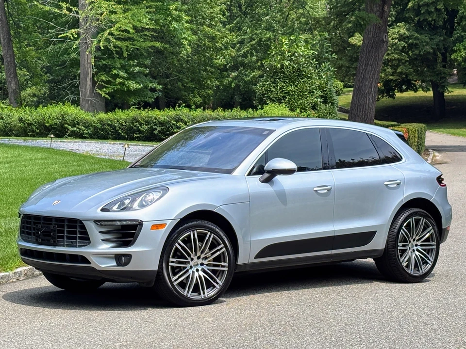 2015 Porsche Macan S - Image 11 of 31