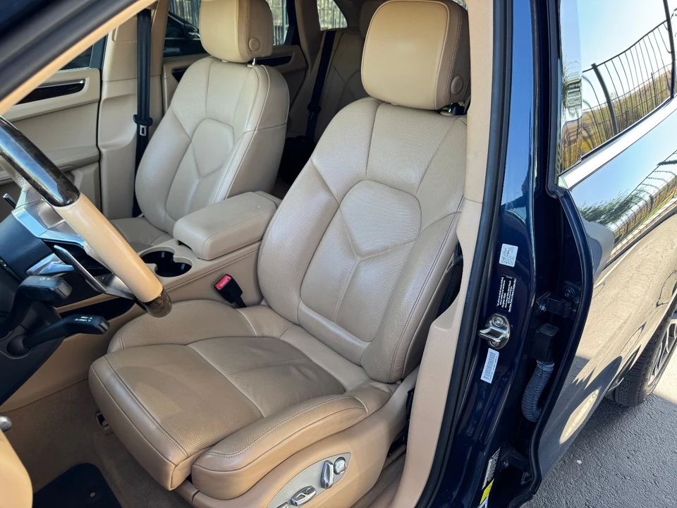 2015 Porsche Macan S - Image 19 of 30